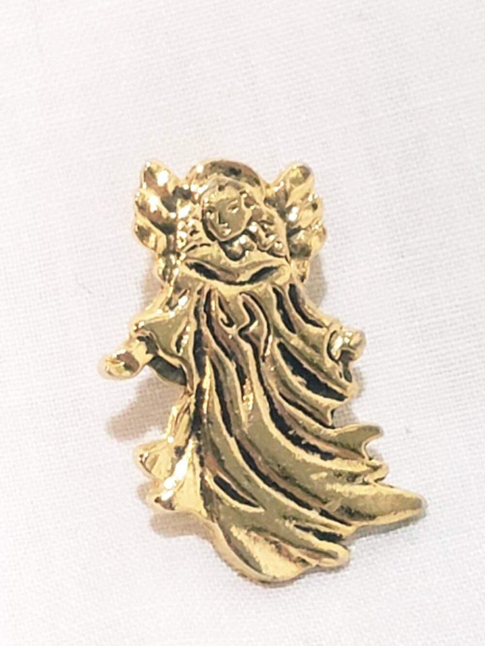 Guardian Angel Lapel Pin Gold tone 1" Christian Religious